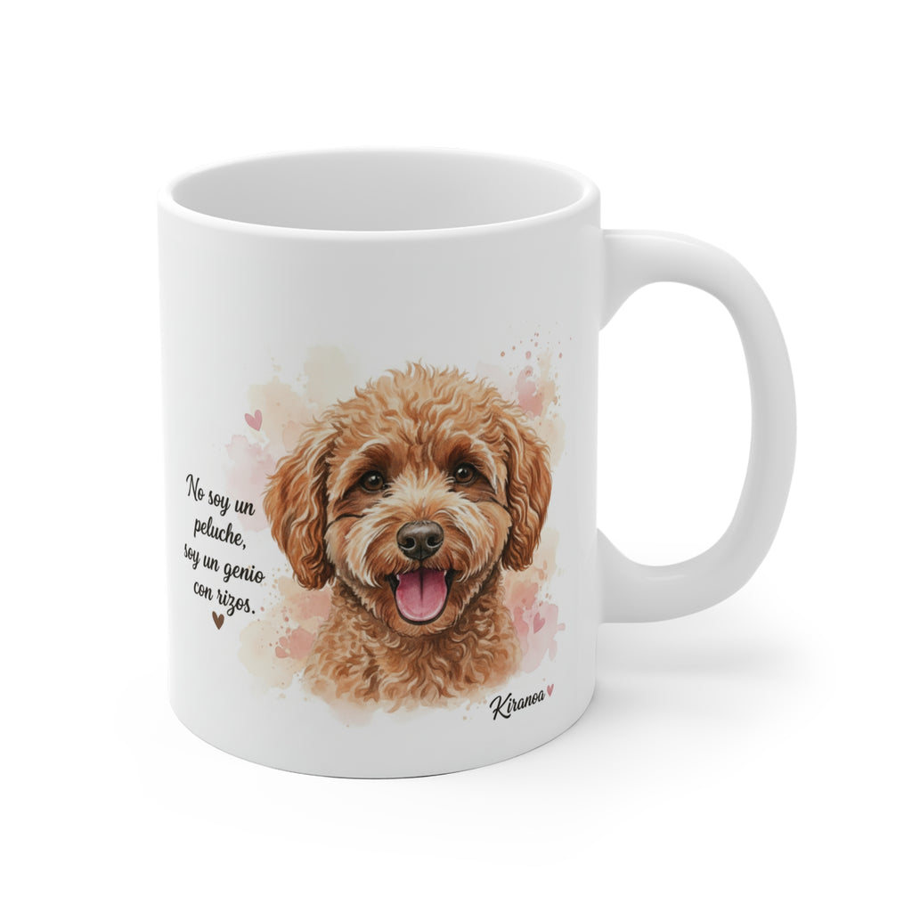 Taza cerámica Caniche Albaricoque con frase No soy un peluche, soy un genio con rizos – vista frontal
