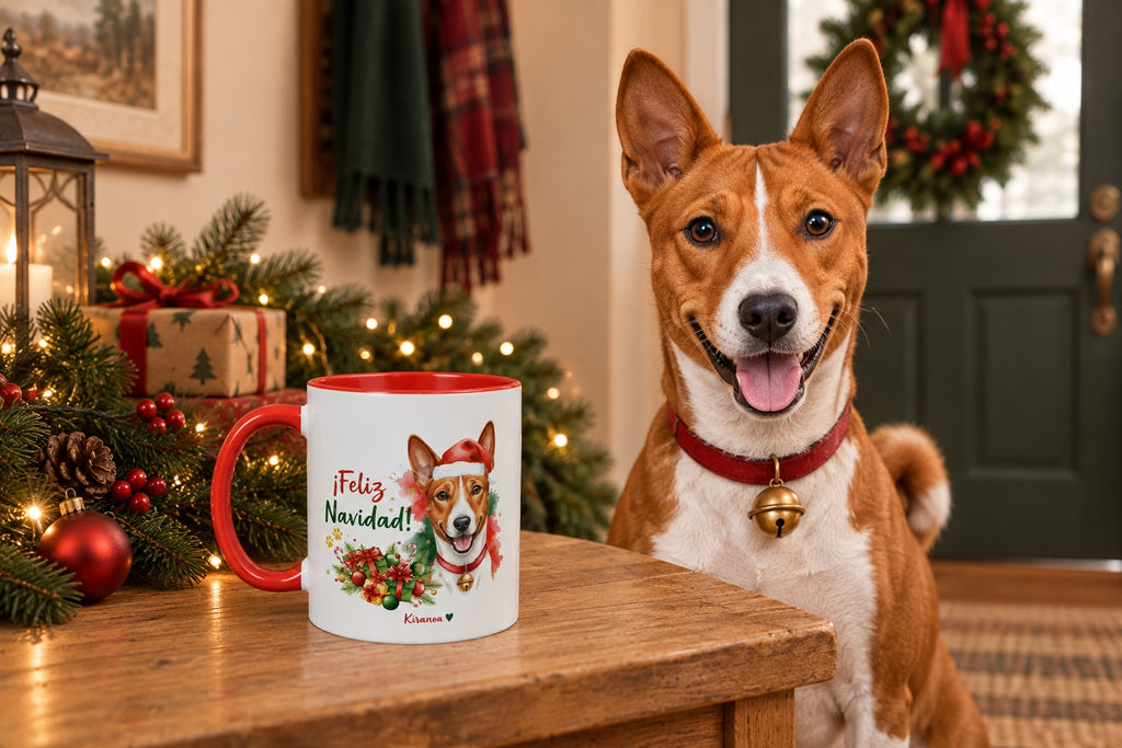 Basenji junto a taza roja de Navidad con ilustración en acuarela escena lifestyle Kiranoa